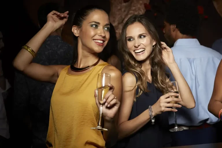 waxed-skin-new-years New Year, New You: Waxing Resolutions for Your Smoothest Year Yet