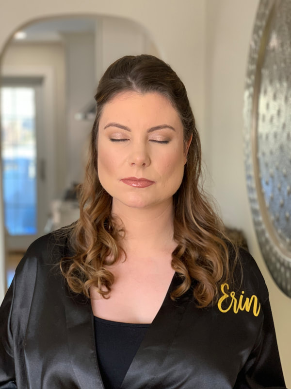 Natural soft glam makeup look by a Glaminator artist